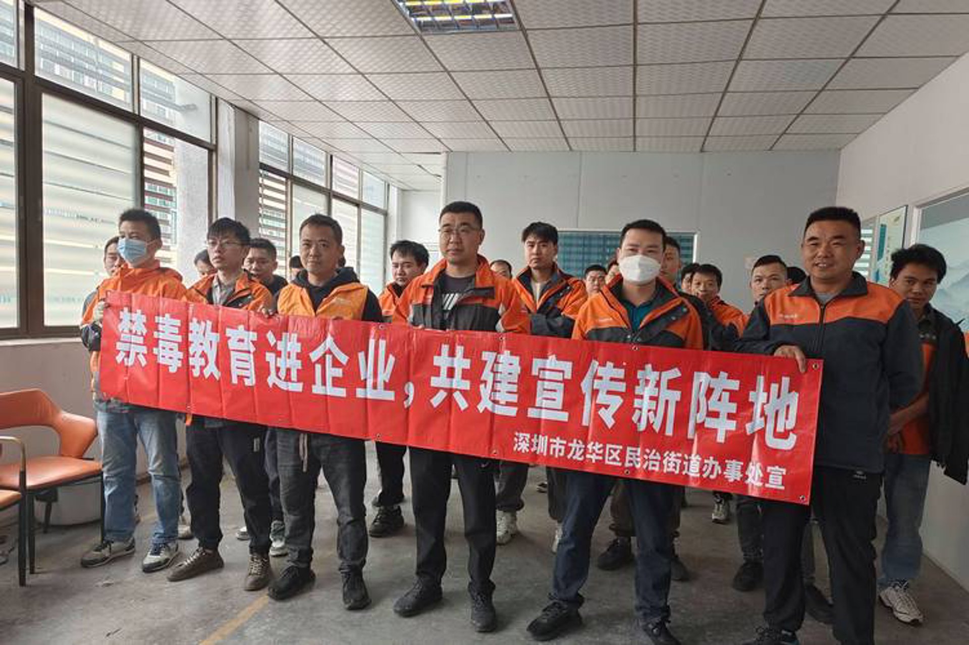 坞任伟科技